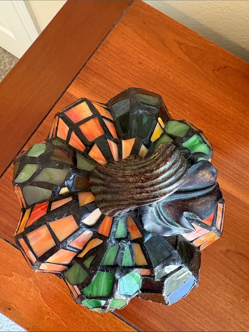 9” LIT Tiffany Style Stained Glass Pumpkin Accent Lamp Fall Autumn Farmhouse - Picture 9 of 16